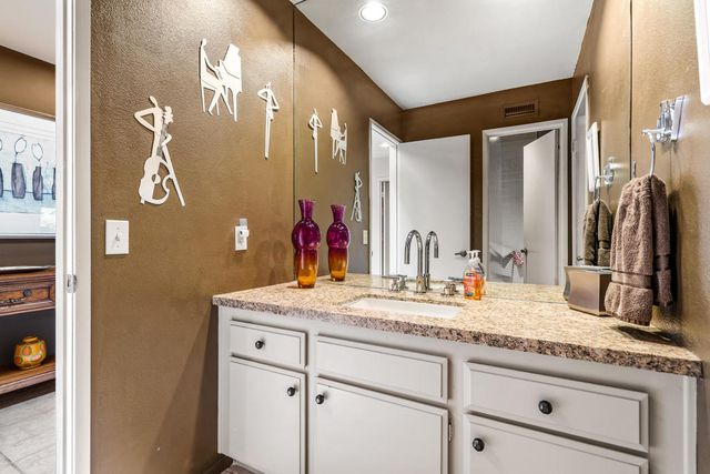 47 Columbia Drive, Rancho Mirage, CA 92270