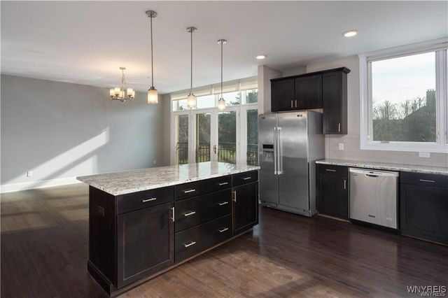 35 Ojibwa Circle, Buffalo, NY 14202