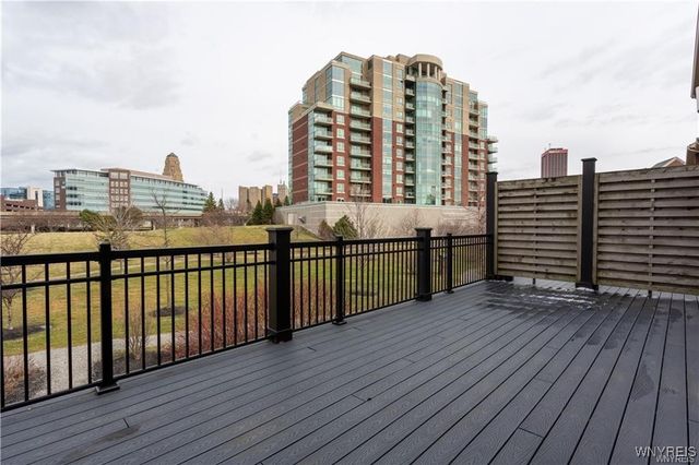 35 Ojibwa Circle, Buffalo, NY 14202