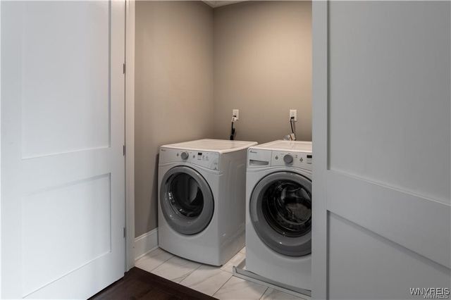 35 Ojibwa Circle, Buffalo, NY 14202