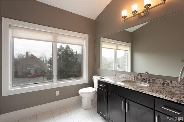 35 Ojibwa Circle, Buffalo, NY 14202