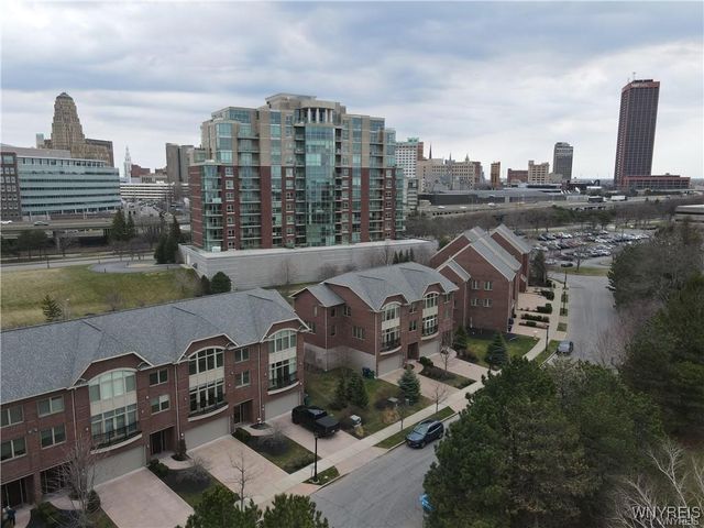 35 Ojibwa Circle, Buffalo, NY 14202