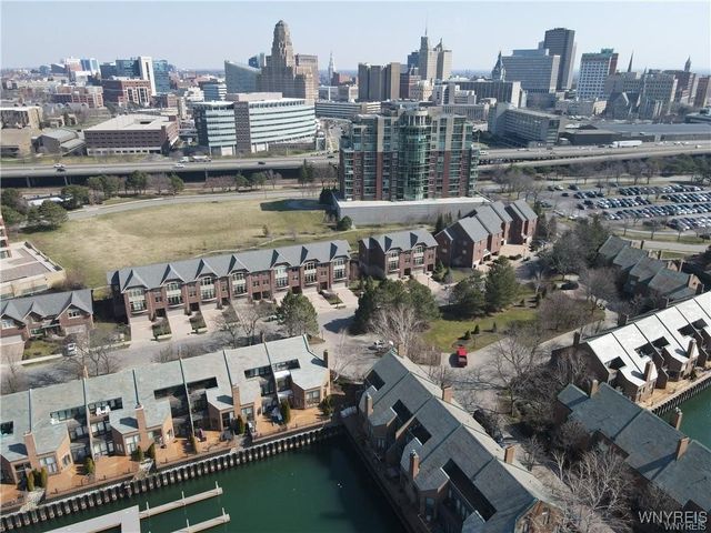 35 Ojibwa Circle, Buffalo, NY 14202