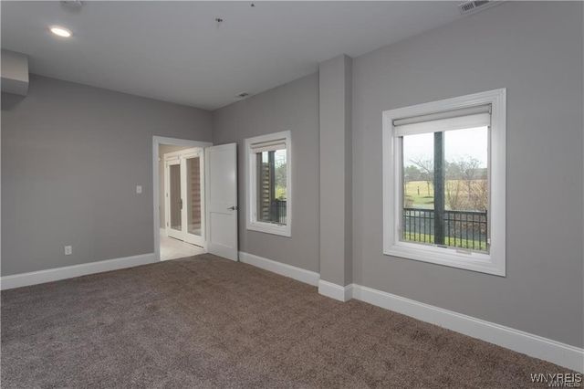 35 Ojibwa Circle, Buffalo, NY 14202