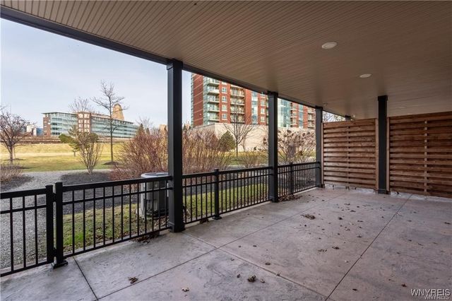 35 Ojibwa Circle, Buffalo, NY 14202