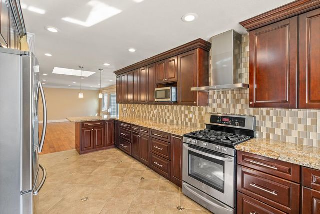2726 El Prado Road, Burlingame, CA 94010