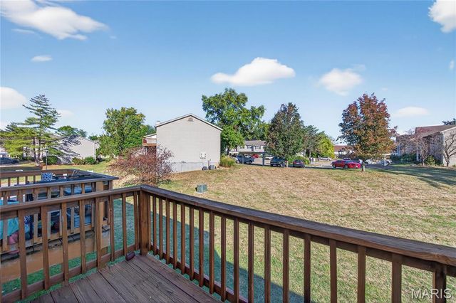 682 Sugar Trail Court 6, St Peters, MO 63376