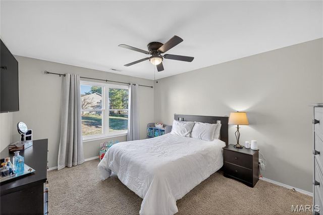 682 Sugar Trail Court 6, St Peters, MO 63376