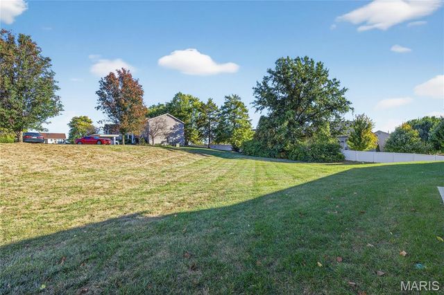 682 Sugar Trail Court 6, St Peters, MO 63376