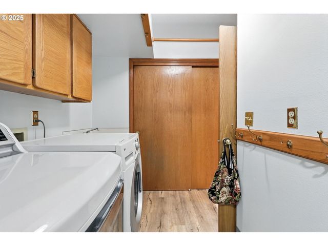 5450 Se PINE St, Hillsboro, OR 97123