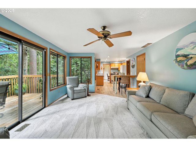 5450 Se PINE St, Hillsboro, OR 97123