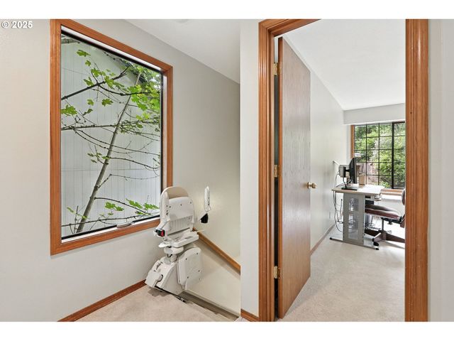 5450 Se PINE St, Hillsboro, OR 97123