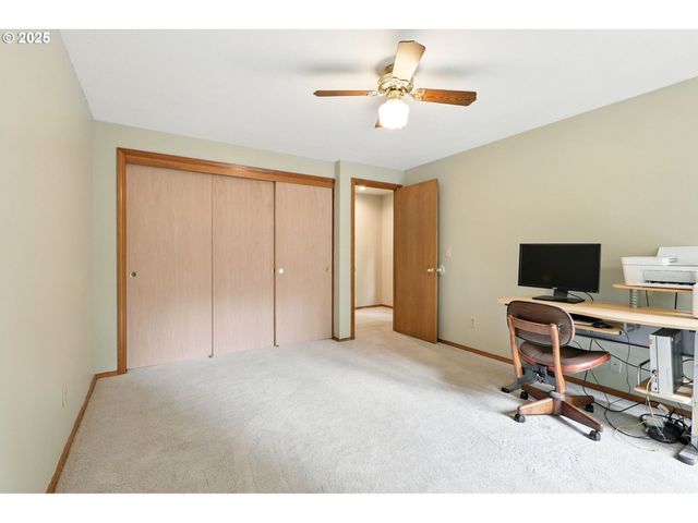5450 Se PINE St, Hillsboro, OR 97123