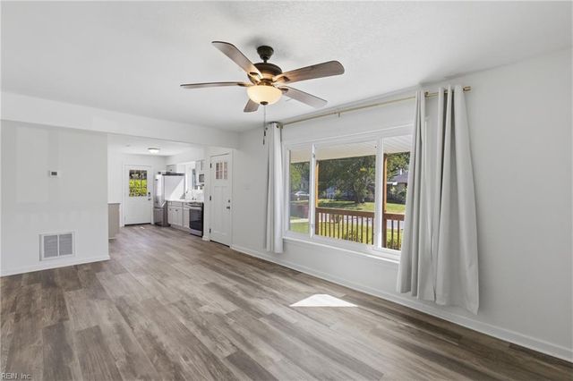 718 Marcus ST, Chesapeake, VA 23320