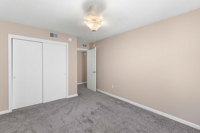 6031 Maddux Place NW, Albuquerque, NM 87114