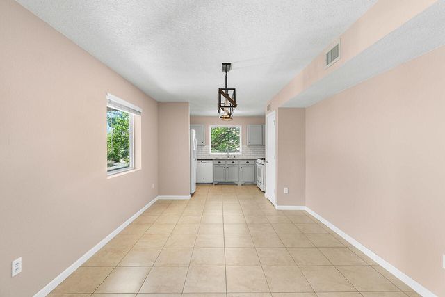 6031 Maddux Place NW, Albuquerque, NM 87114