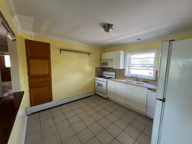 236 W Johnson Street 2W, Palatine, IL 60067