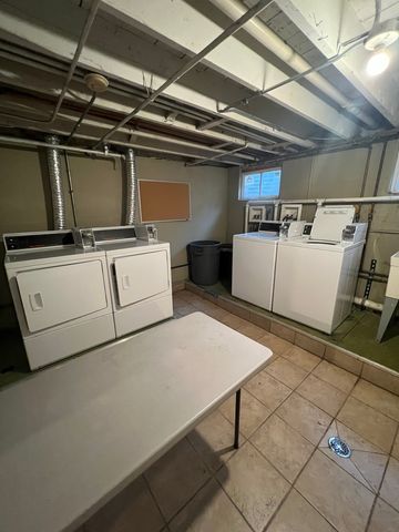 236 W Johnson Street 2W, Palatine, IL 60067