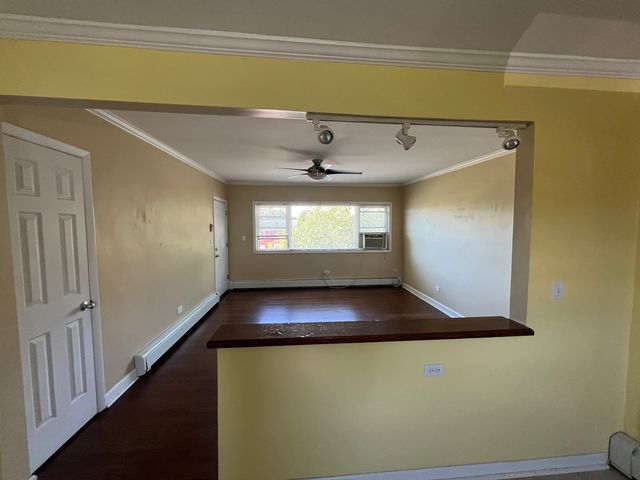 236 W Johnson Street 2W, Palatine, IL 60067