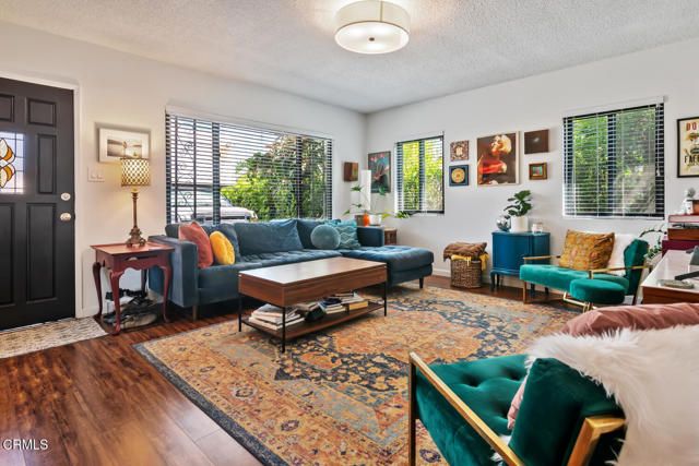 4136 Baywood Street, Los Angeles, CA 90039