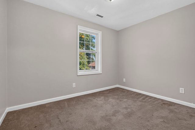 103 Commonwealth Ave, Worcester, MA 01604