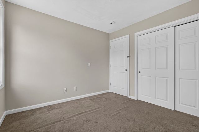 103 Commonwealth Ave, Worcester, MA 01604