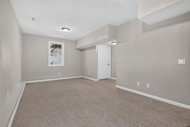 103 Commonwealth Ave, Worcester, MA 01604