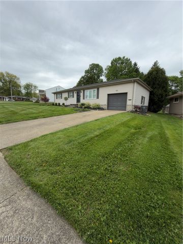 1046 Wilshire Drive, Youngstown, OH 44511