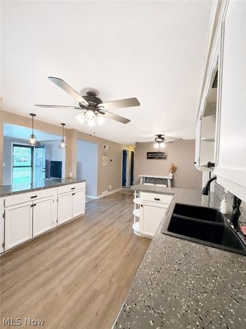 1046 Wilshire Drive, Youngstown, OH 44511