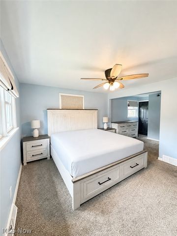 1046 Wilshire Drive, Youngstown, OH 44511