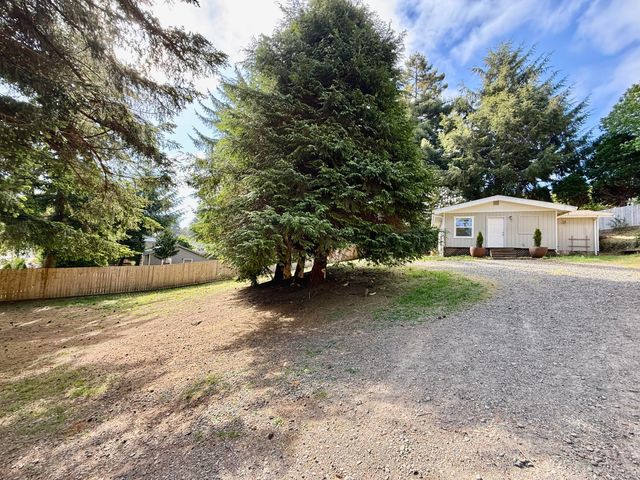 2616 Visser Court, Mckinleyville, CA 95519