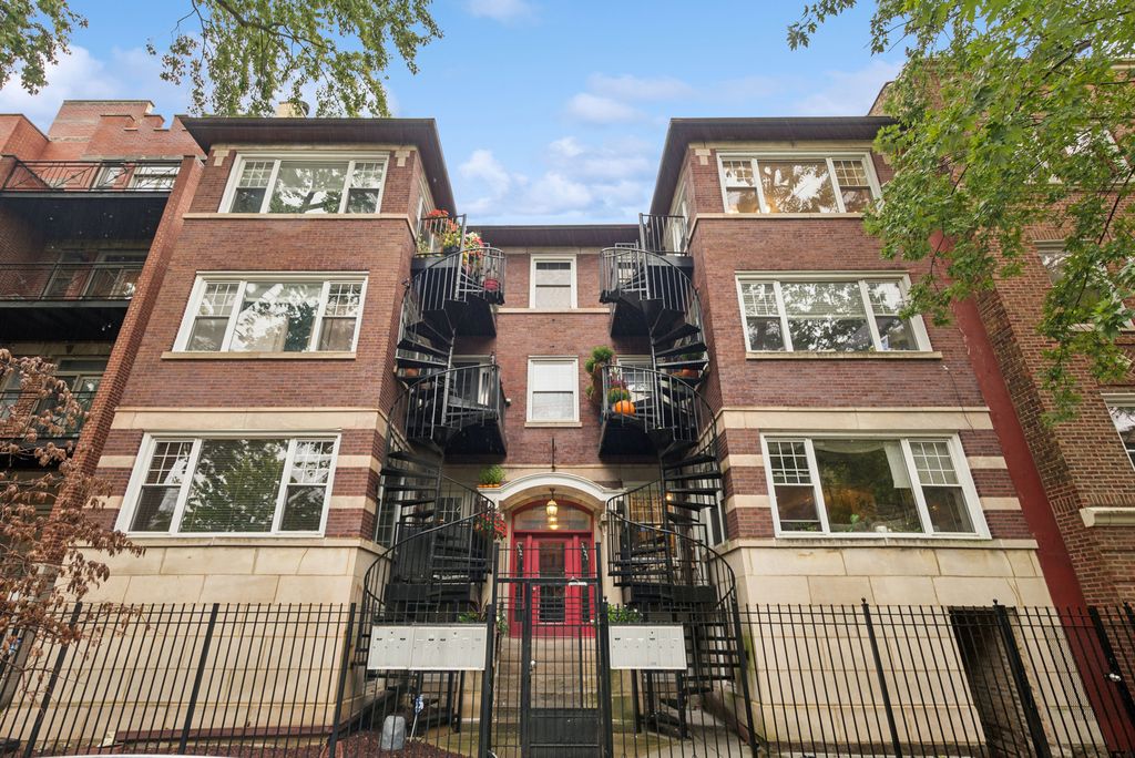 5121 N Kenmore Avenue 301, Chicago, IL 60640 — exterior