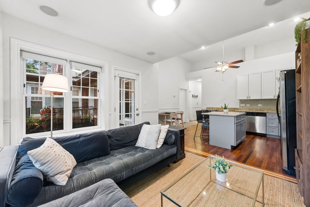 5121 N Kenmore Avenue 301, Chicago, IL 60640 — photo 4