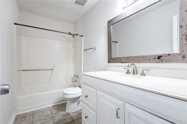 5740 Old Gordon Road, Mableton, GA 30126