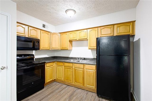 5740 Old Gordon Road, Mableton, GA 30126