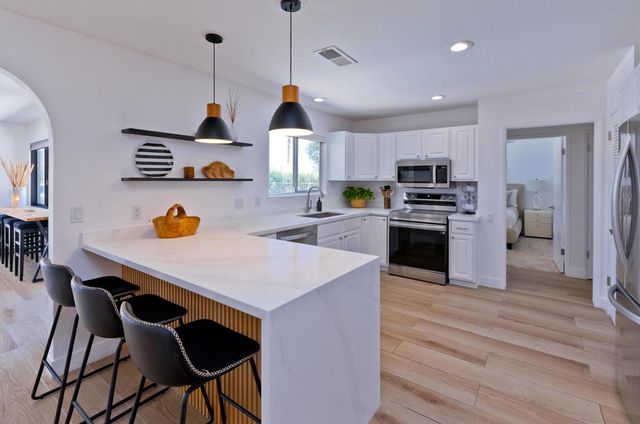 77150 New York Avenue, Palm Desert, CA 92211
