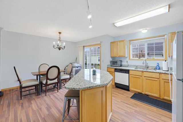 17700 41st Avenue N 78, Plymouth, MN 55446