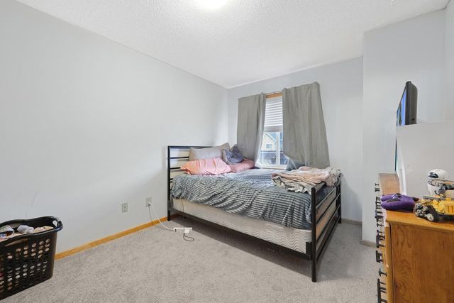 17700 41st Avenue N 78, Plymouth, MN 55446