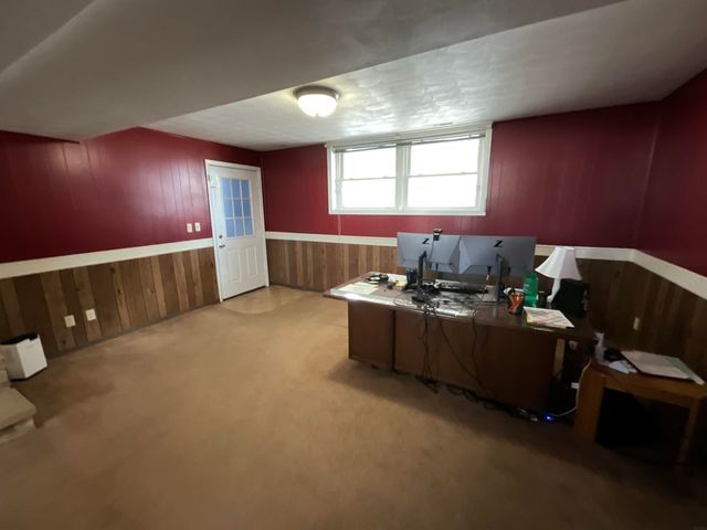422 S 5 th Avenue, New Hampton, IA 50659