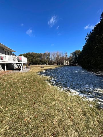 422 S 5 th Avenue, New Hampton, IA 50659