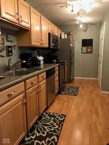 6525 Emerald Hill Court 208, Indianapolis, IN 46237