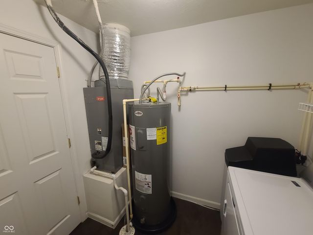 6525 Emerald Hill Court 208, Indianapolis, IN 46237