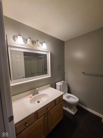 6525 Emerald Hill Court 208, Indianapolis, IN 46237
