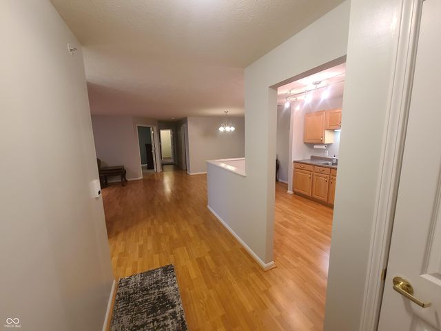 6525 Emerald Hill Court 208, Indianapolis, IN 46237