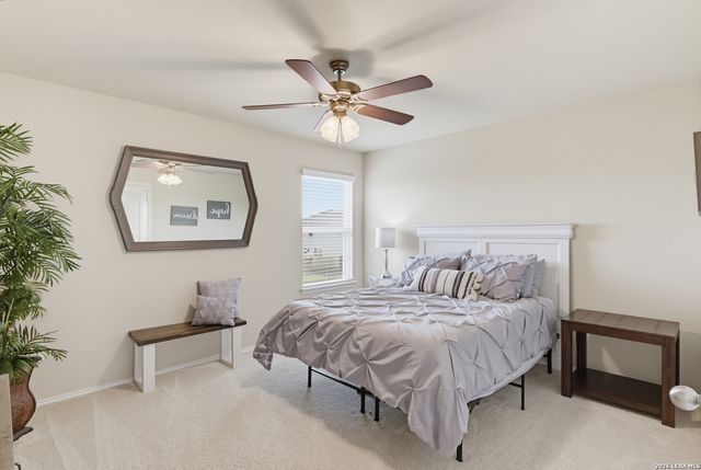1524 BIRMINGHAM DR, Seguin, TX 78155