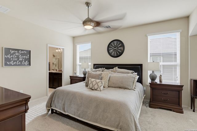 1524 BIRMINGHAM DR, Seguin, TX 78155