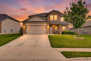 1524 BIRMINGHAM DR, Seguin, TX 78155