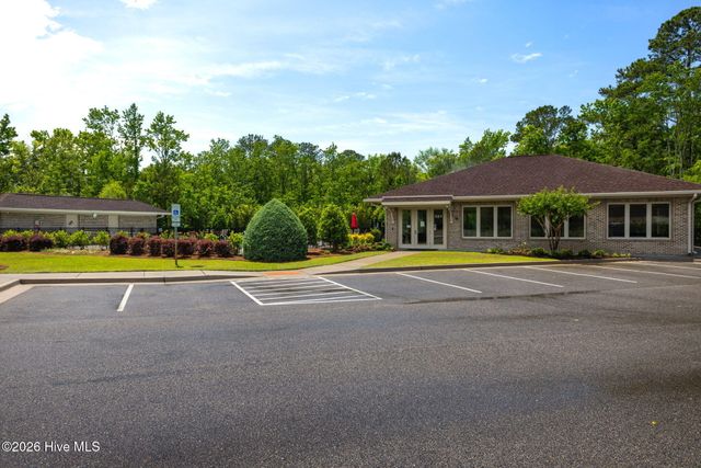 5825 White Heron Road, Wilmington, NC 28412