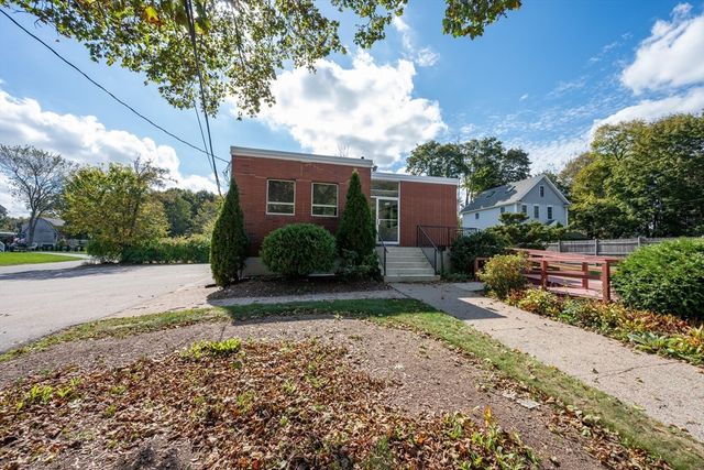 299 Chestnut St, North Attleboro, MA 02760