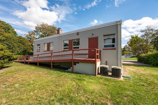 299 Chestnut St, North Attleboro, MA 02760